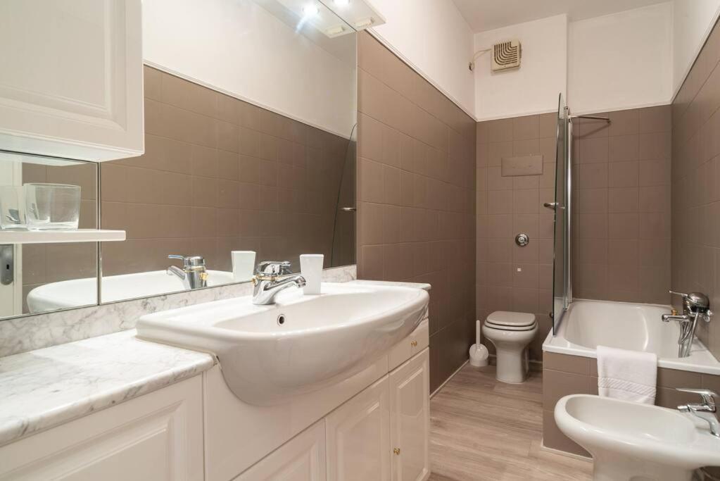 Apartamento Stin House Basilica Dei Frari Venecia Exterior foto